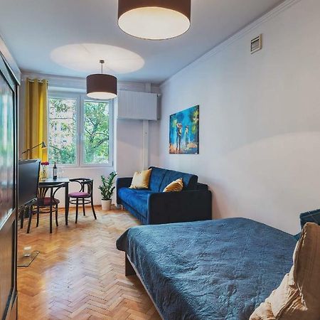 Ferienwohnung Mieszkanko Na Stawki Netflix Warschau Exterior foto