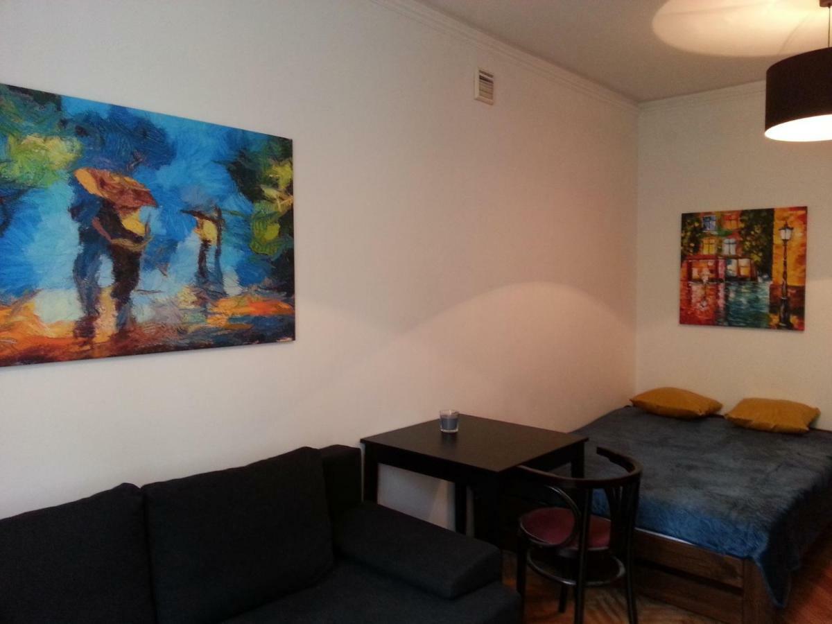 Ferienwohnung Mieszkanko Na Stawki Netflix Warschau Exterior foto