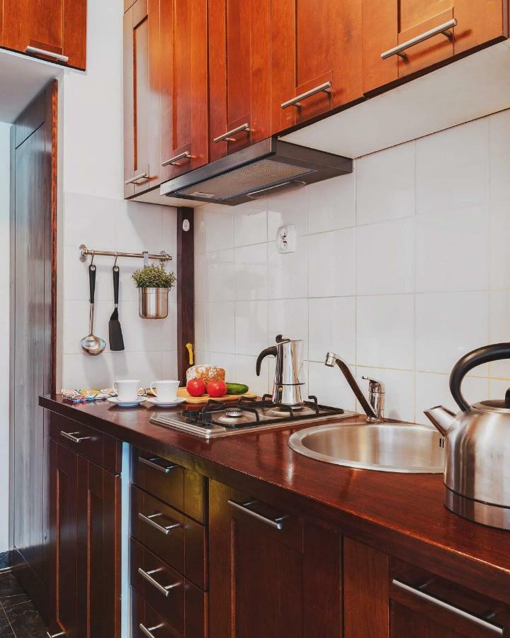 Ferienwohnung Mieszkanko Na Stawki Netflix Warschau Exterior foto